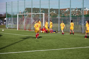 Bild 116 - B-Juniorinnen SG Weststeinburg/Bei - SV Fisia 03 : Ergebnis: 1:2